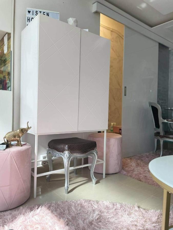 Little Brill Apartamento Eger Exterior foto