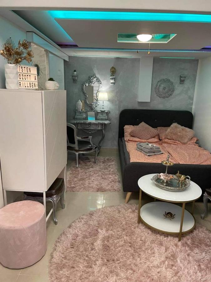 Little Brill Apartamento Eger Exterior foto